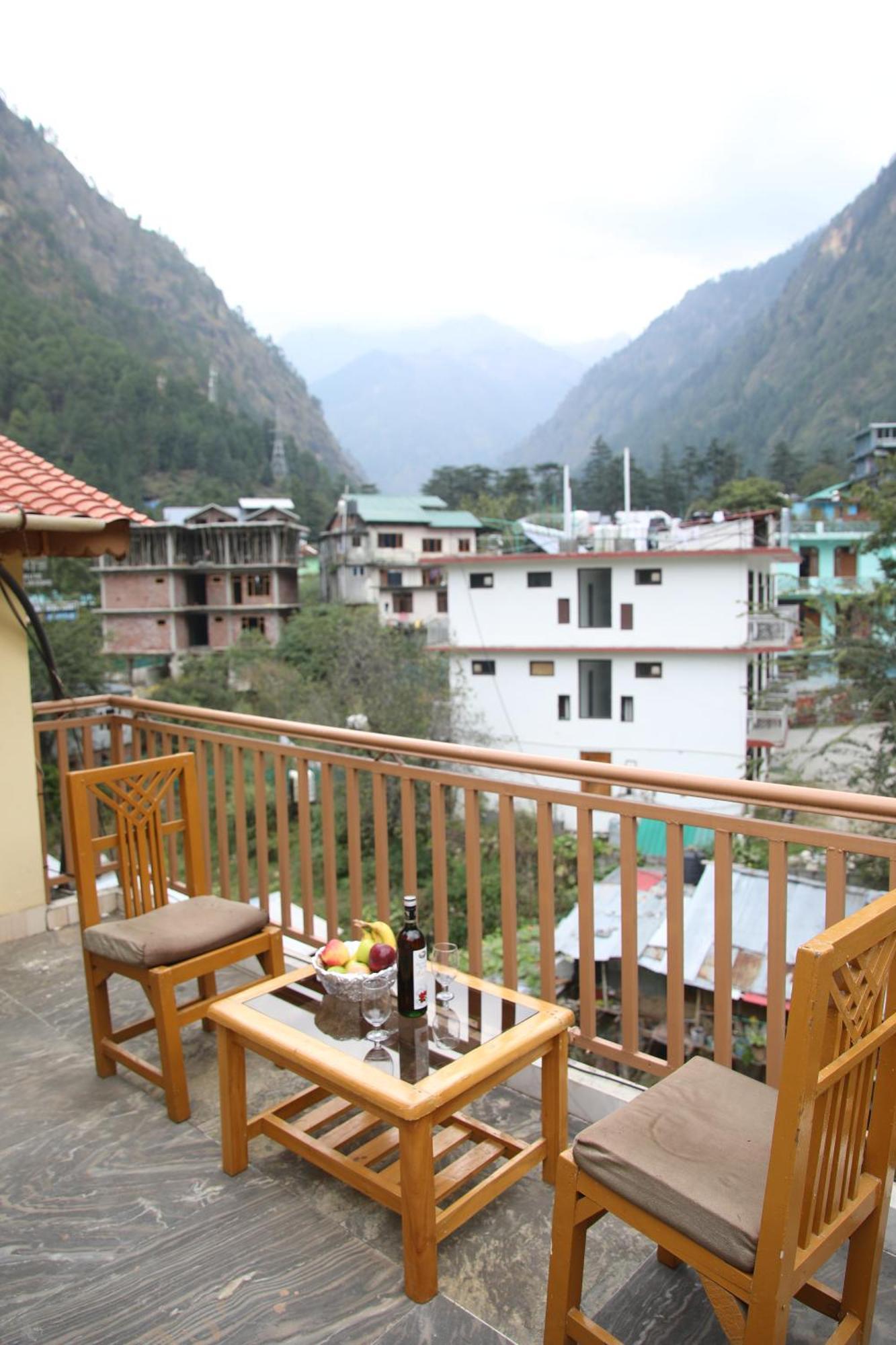 Hotel Purnima Riverside Kasol Exterior foto